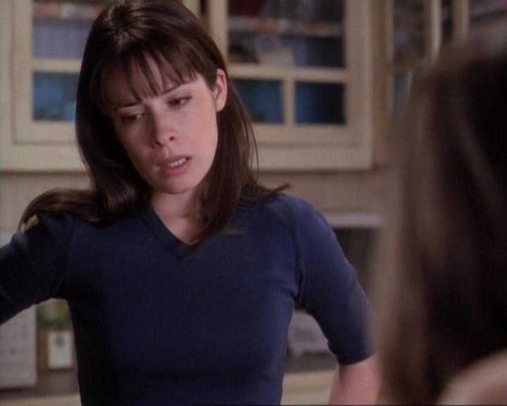 Charmed-Online-dot-net_116WichPrueIsItAnyway0352.jpg
