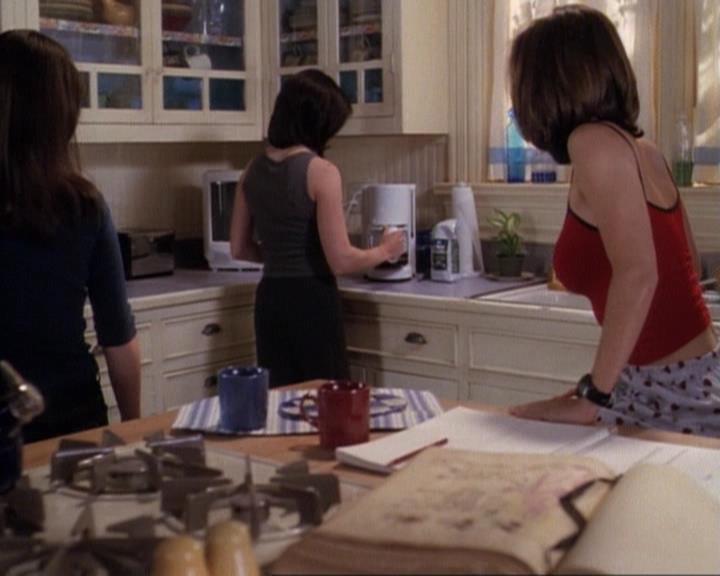 Charmed-Online-dot-net_116WichPrueIsItAnyway0361.jpg