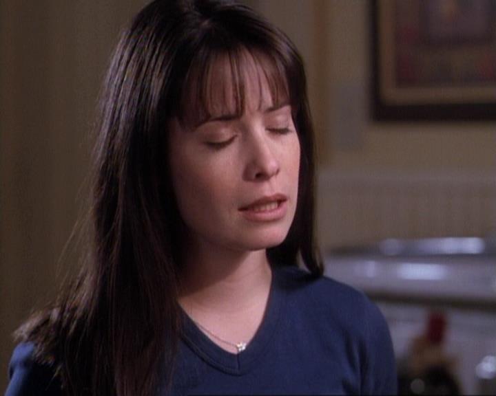 Charmed-Online-dot-net_116WichPrueIsItAnyway0376.jpg