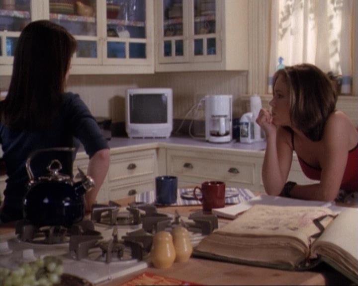Charmed-Online-dot-net_116WichPrueIsItAnyway0421.jpg