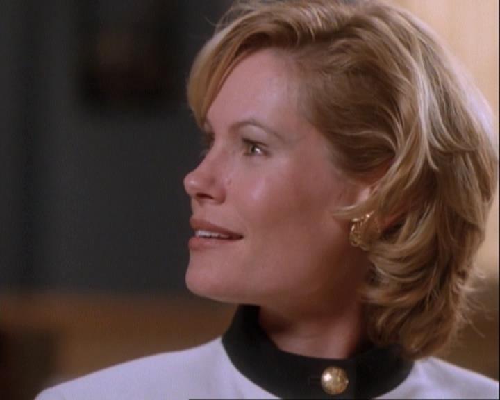 Charmed-Online-dot-net_116WichPrueIsItAnyway0450.jpg