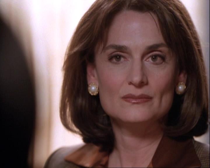 Charmed-Online-dot-net_116WichPrueIsItAnyway0490.jpg