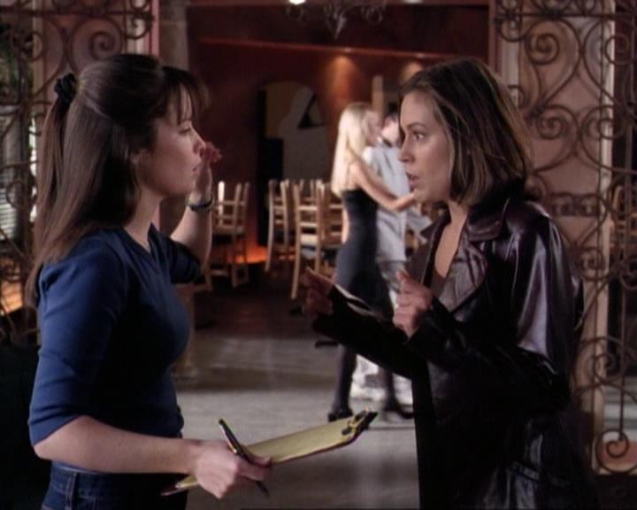 Charmed-Online-dot-net_116WichPrueIsItAnyway0508.jpg