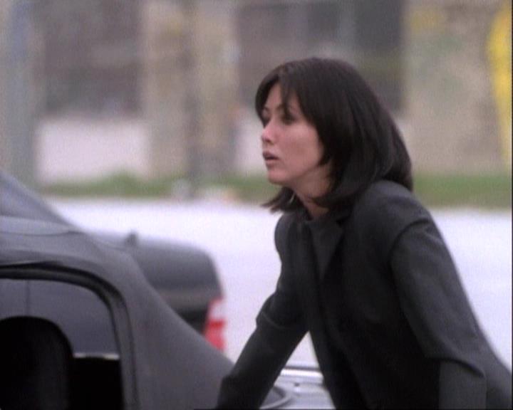 Charmed-Online-dot-net_116WichPrueIsItAnyway0584.jpg