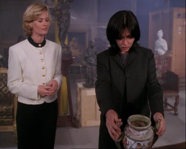 Charmed-Online-dot-net_116WichPrueIsItAnyway0621.jpg