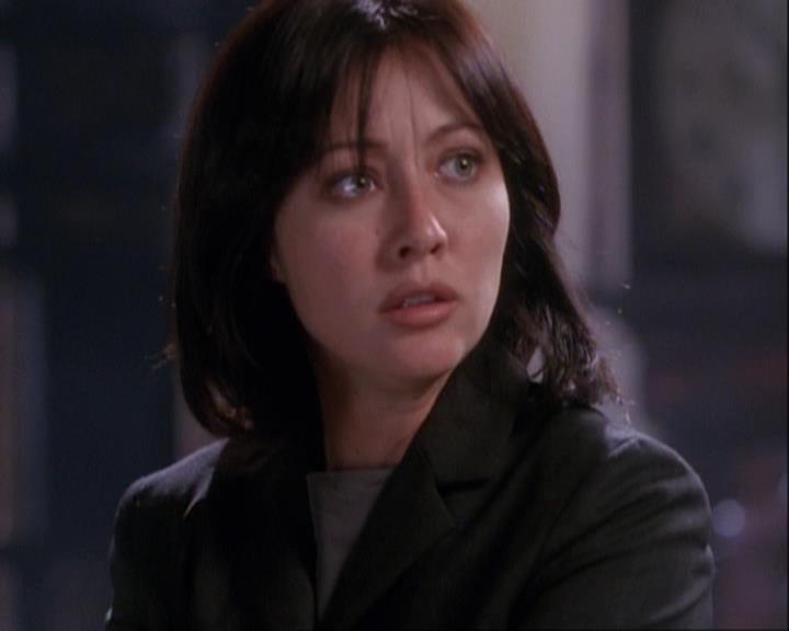 Charmed-Online-dot-net_116WichPrueIsItAnyway0674.jpg