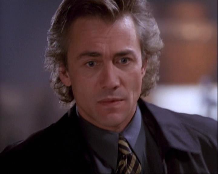 Charmed-Online-dot-net_116WichPrueIsItAnyway0682.jpg