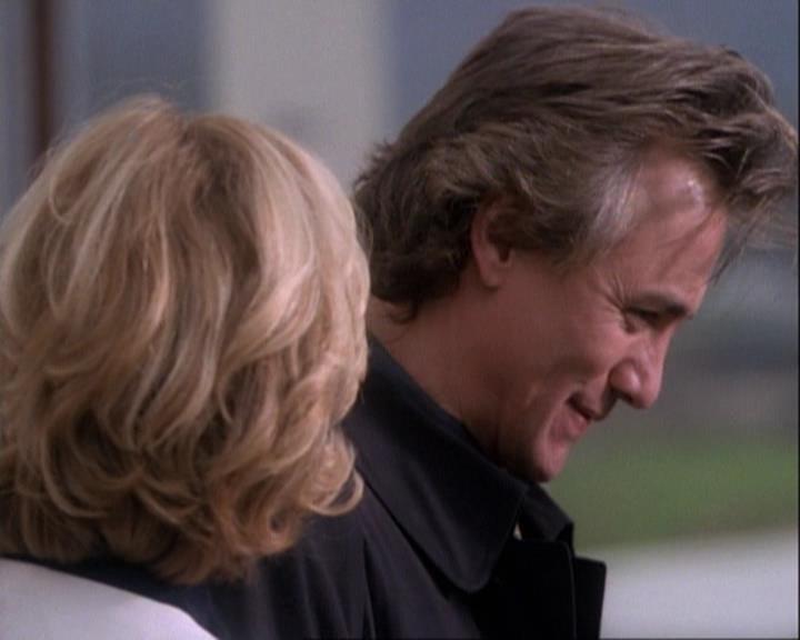 Charmed-Online-dot-net_116WichPrueIsItAnyway0721.jpg