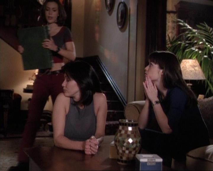 Charmed-Online-dot-net_116WichPrueIsItAnyway0744.jpg