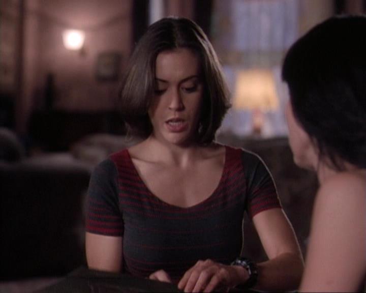 Charmed-Online-dot-net_116WichPrueIsItAnyway0749.jpg