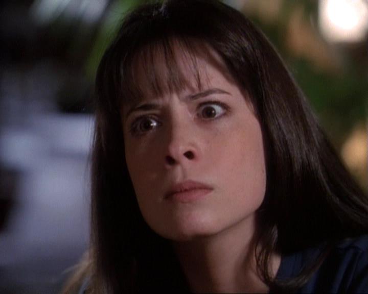 Charmed-Online-dot-net_116WichPrueIsItAnyway0840.jpg
