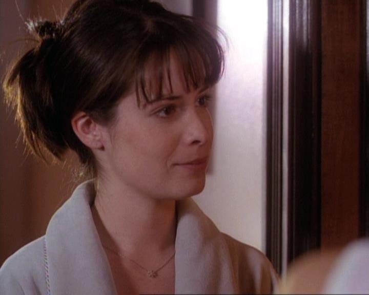 Charmed-Online-dot-net_116WichPrueIsItAnyway0928.jpg