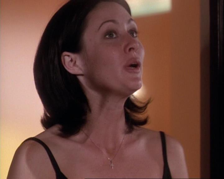 Charmed-Online-dot-net_116WichPrueIsItAnyway0932.jpg