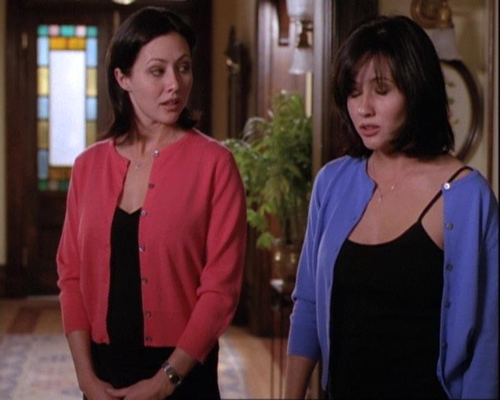 Charmed-Online-dot-net_116WichPrueIsItAnyway1000.jpg