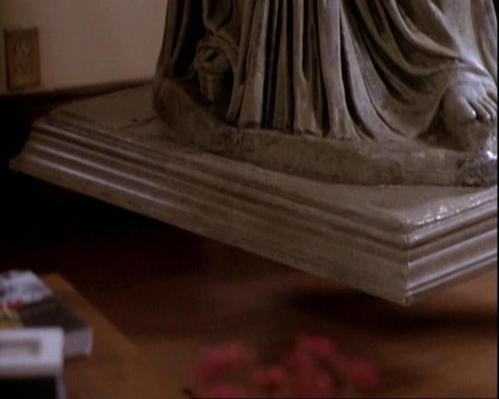 Charmed-Online-dot-net_116WichPrueIsItAnyway1025.jpg