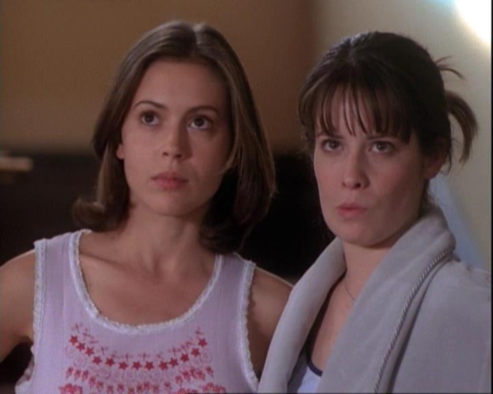 Charmed-Online-dot-net_116WichPrueIsItAnyway1028.jpg