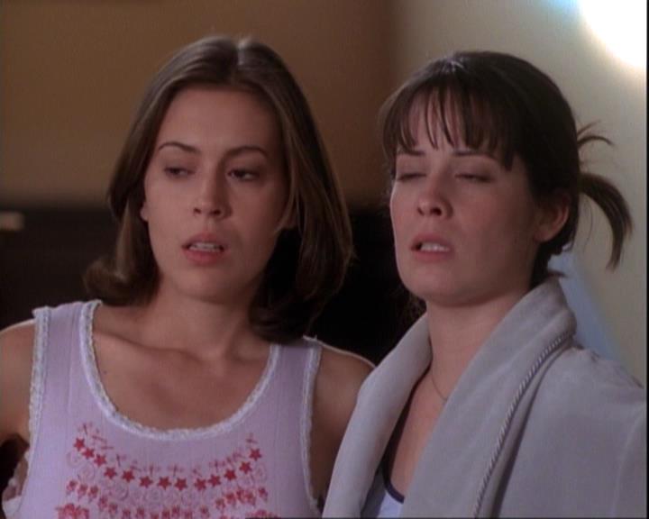 Charmed-Online-dot-net_116WichPrueIsItAnyway1033.jpg