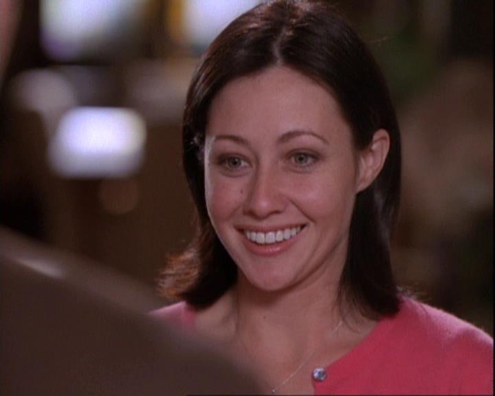 Charmed-Online-dot-net_116WichPrueIsItAnyway1051.jpg