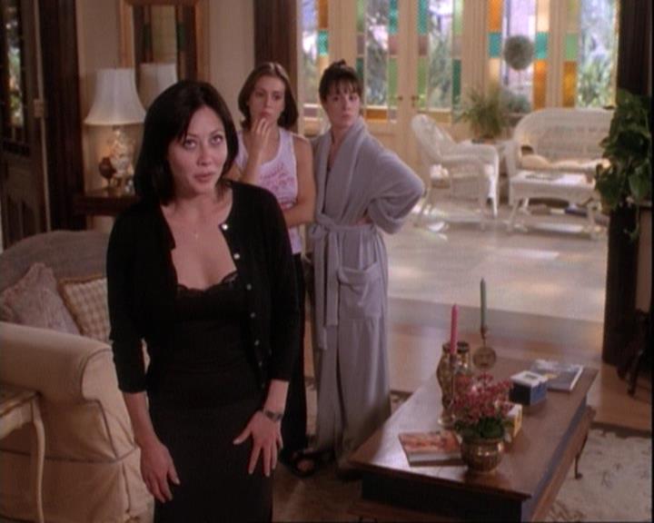 Charmed-Online-dot-net_116WichPrueIsItAnyway1097.jpg