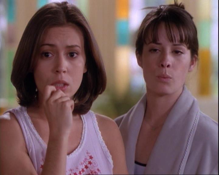 Charmed-Online-dot-net_116WichPrueIsItAnyway1118.jpg