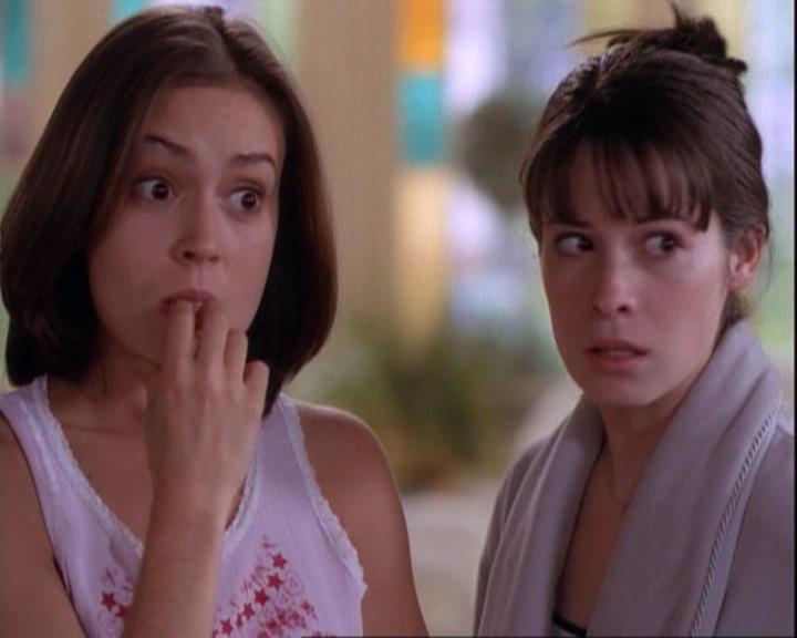 Charmed-Online-dot-net_116WichPrueIsItAnyway1131.jpg
