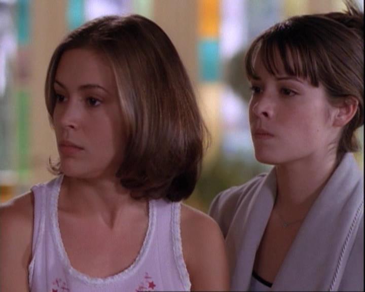 Charmed-Online-dot-net_116WichPrueIsItAnyway1169.jpg