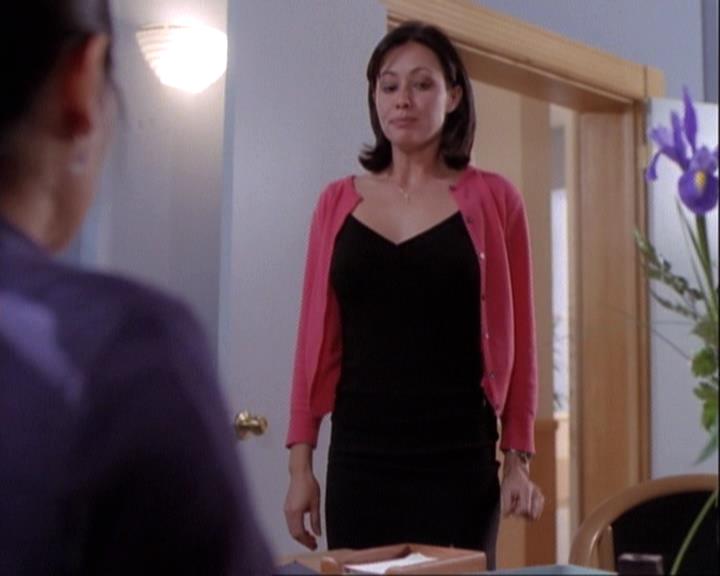 Charmed-Online-dot-net_116WichPrueIsItAnyway1185.jpg
