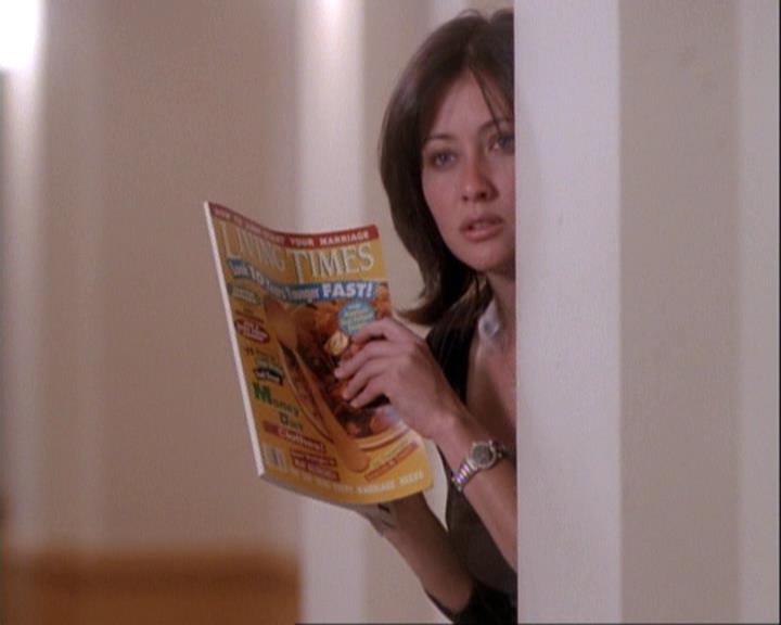 Charmed-Online-dot-net_116WichPrueIsItAnyway1208.jpg