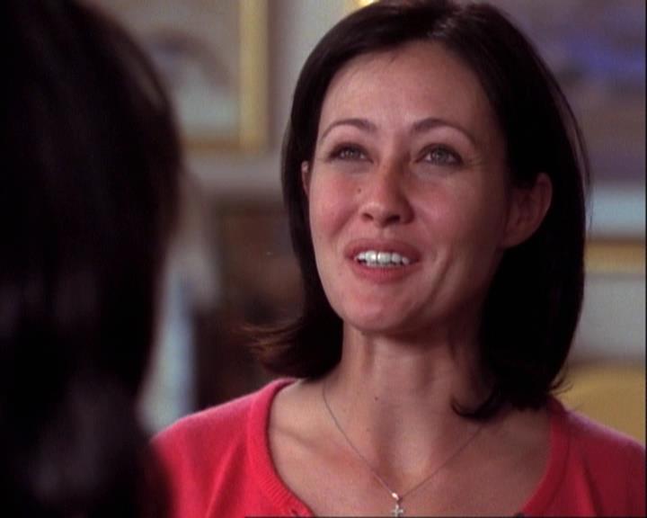 Charmed-Online-dot-net_116WichPrueIsItAnyway1297.jpg