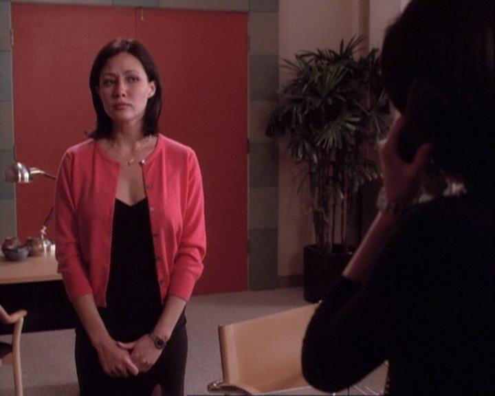 Charmed-Online-dot-net_116WichPrueIsItAnyway1309.jpg
