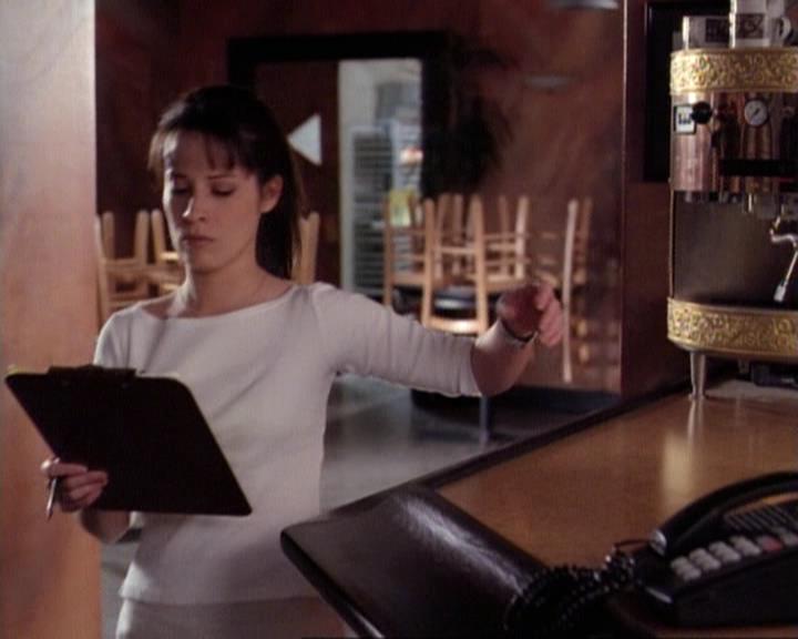 Charmed-Online-dot-net_116WichPrueIsItAnyway1341.jpg
