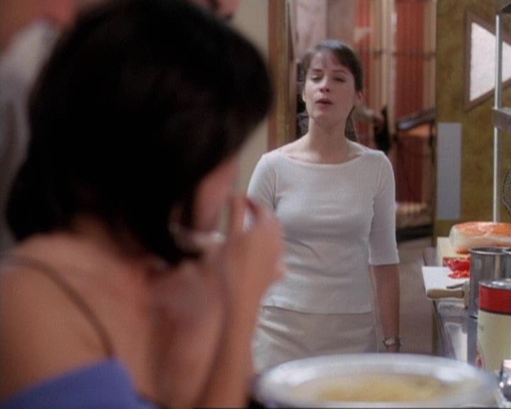 Charmed-Online-dot-net_116WichPrueIsItAnyway1390.jpg Charmed-Online-dot-net_116WichPrueIsItAnyway1390.jpg