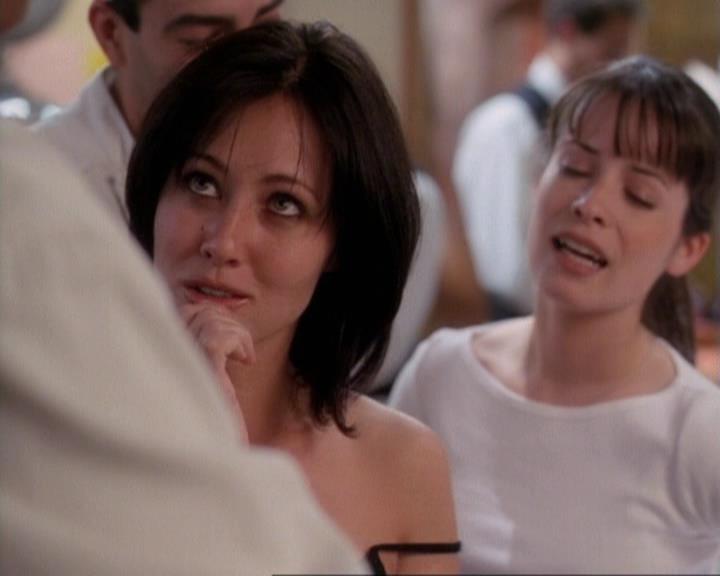 Charmed-Online-dot-net_116WichPrueIsItAnyway1406.jpg
