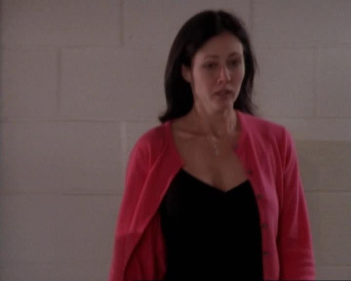 Charmed-Online-dot-net_116WichPrueIsItAnyway1445.jpg