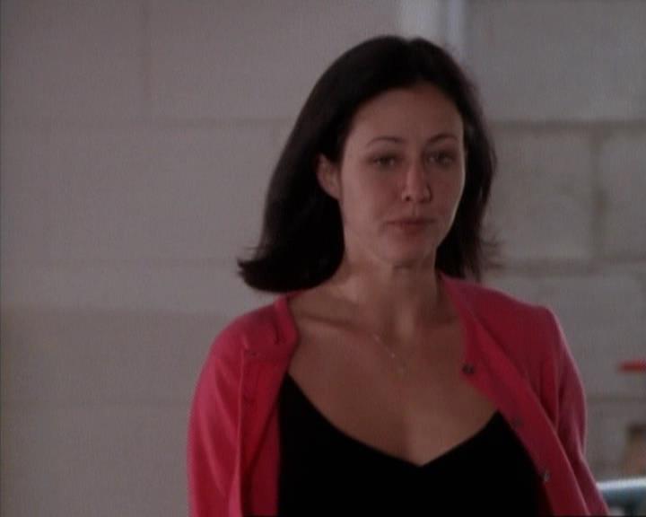 Charmed-Online-dot-net_116WichPrueIsItAnyway1446.jpg