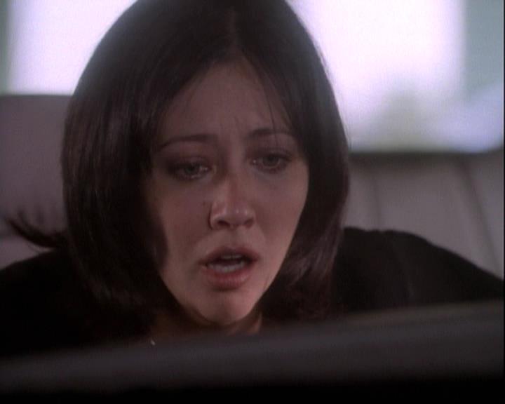 Charmed-Online-dot-net_116WichPrueIsItAnyway1501.jpg
