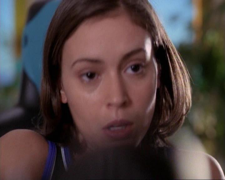 Charmed-Online-dot-net_116WichPrueIsItAnyway1549.jpg