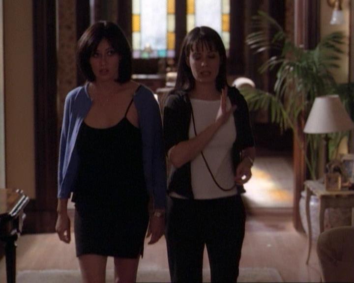 Charmed-Online-dot-net_116WichPrueIsItAnyway1624.jpg