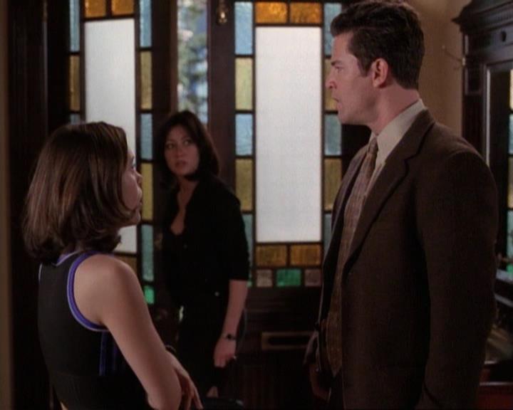 Charmed-Online-dot-net_116WichPrueIsItAnyway1635.jpg