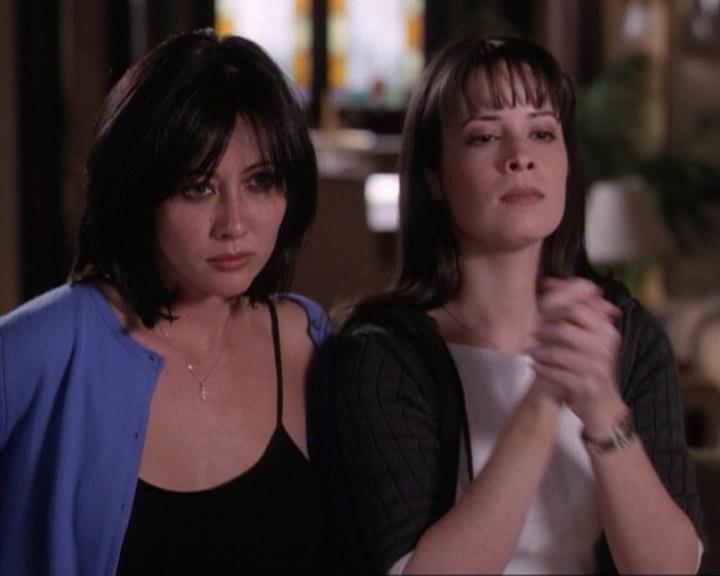Charmed-Online-dot-net_116WichPrueIsItAnyway1665.jpg