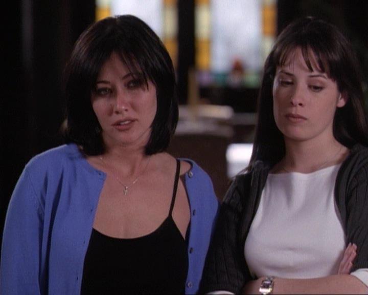 Charmed-Online-dot-net_116WichPrueIsItAnyway1701.jpg