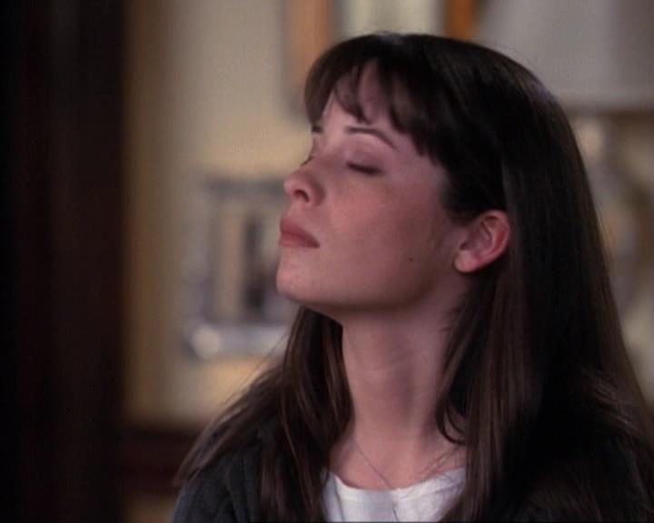 Charmed-Online-dot-net_116WichPrueIsItAnyway1785.jpg Charmed-Online-dot-net_116WichPrueIsItAnyway1785.jpg