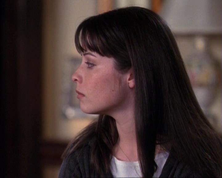 Charmed-Online-dot-net_116WichPrueIsItAnyway1786.jpg