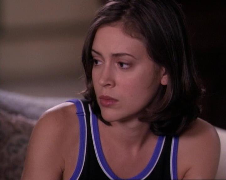 Charmed-Online-dot-net_116WichPrueIsItAnyway1803.jpg