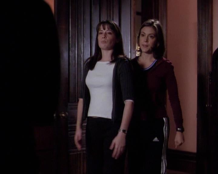 Charmed-Online-dot-net_116WichPrueIsItAnyway1842.jpg