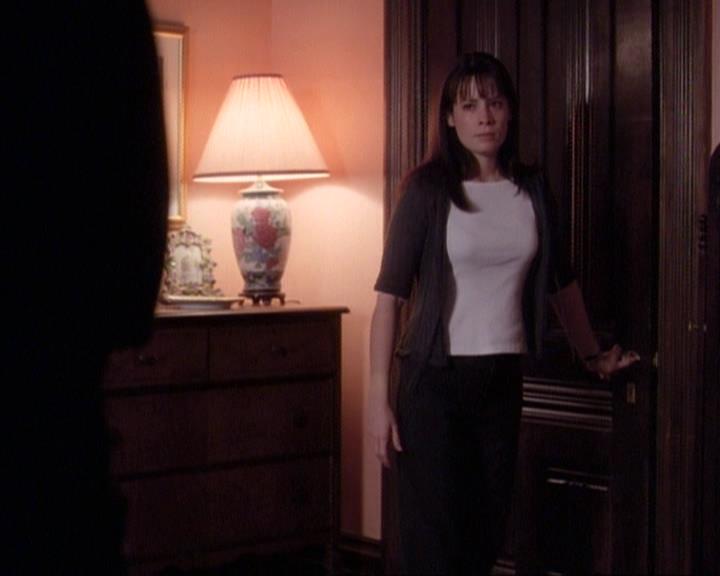 Charmed-Online-dot-net_116WichPrueIsItAnyway1860.jpg