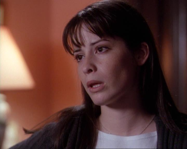 Charmed-Online-dot-net_116WichPrueIsItAnyway1881.jpg