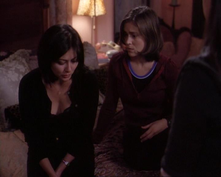 Charmed-Online-dot-net_116WichPrueIsItAnyway1908.jpg