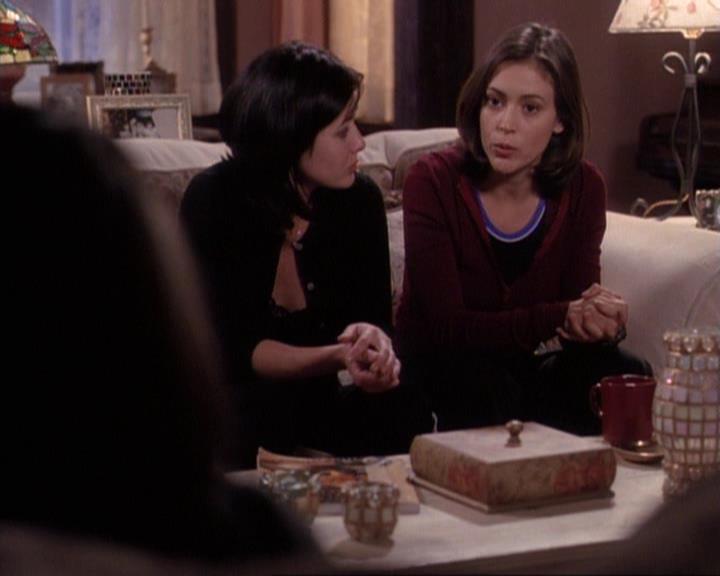 Charmed-Online-dot-net_116WichPrueIsItAnyway2067.jpg Charmed-Online-dot-net_116WichPrueIsItAnyway2067.jpg