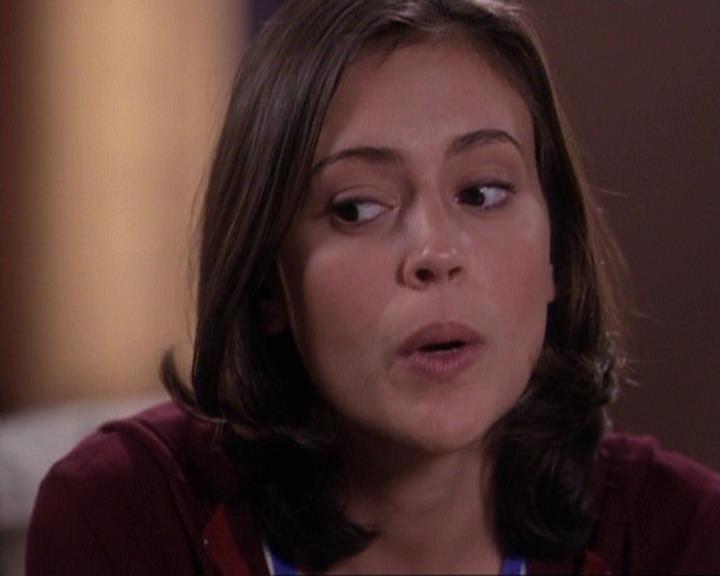 Charmed-Online-dot-net_116WichPrueIsItAnyway2072.jpg